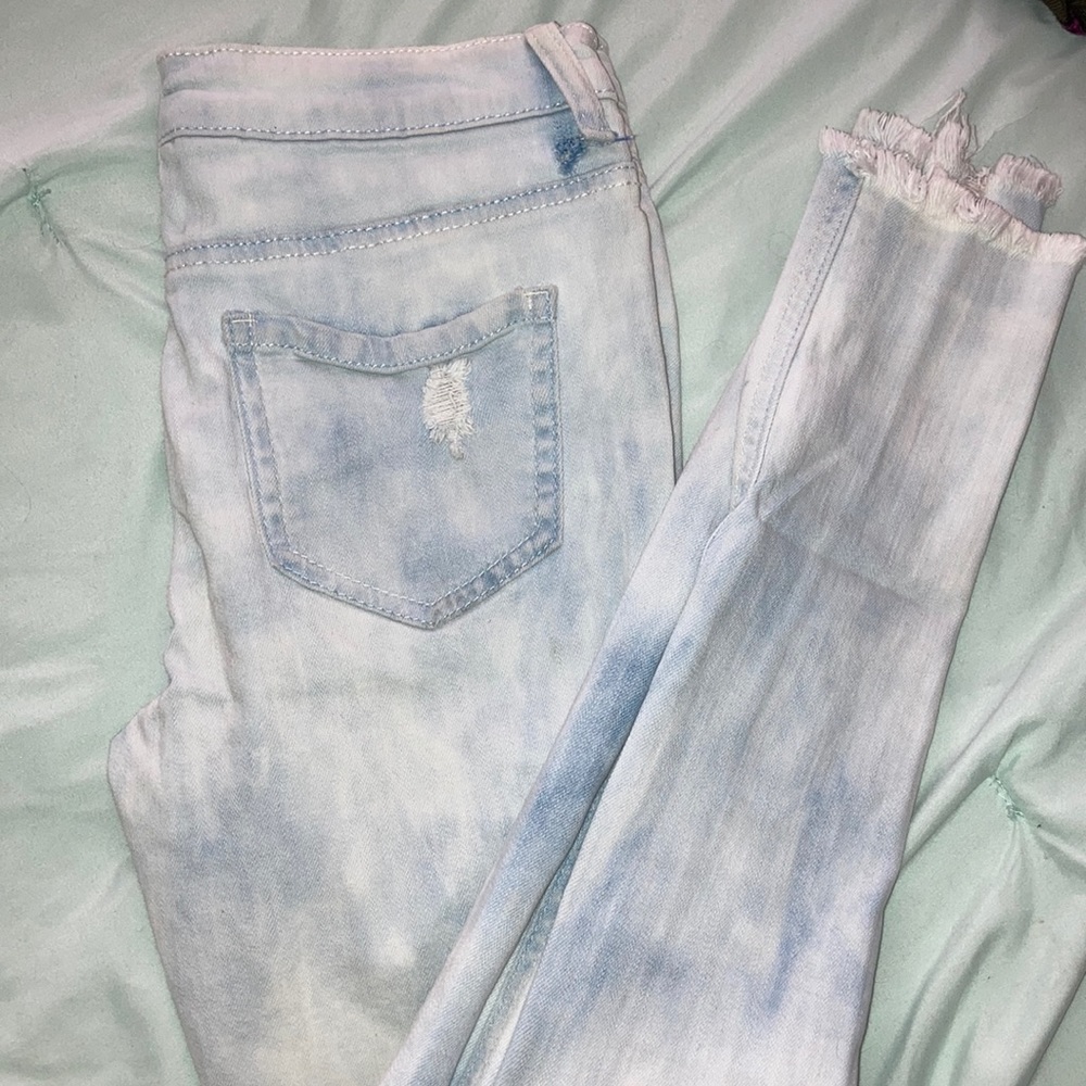 Light jeans (never worn)